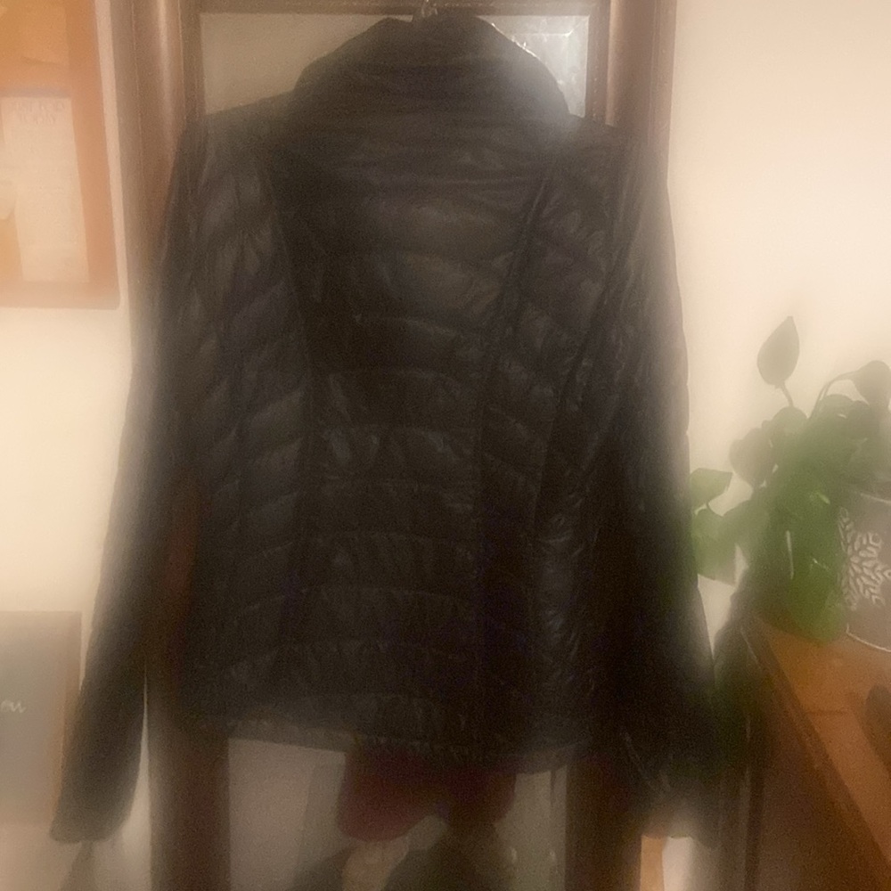 Athleta Down Filled Jacket Size Extra Small. Blac… - image 2